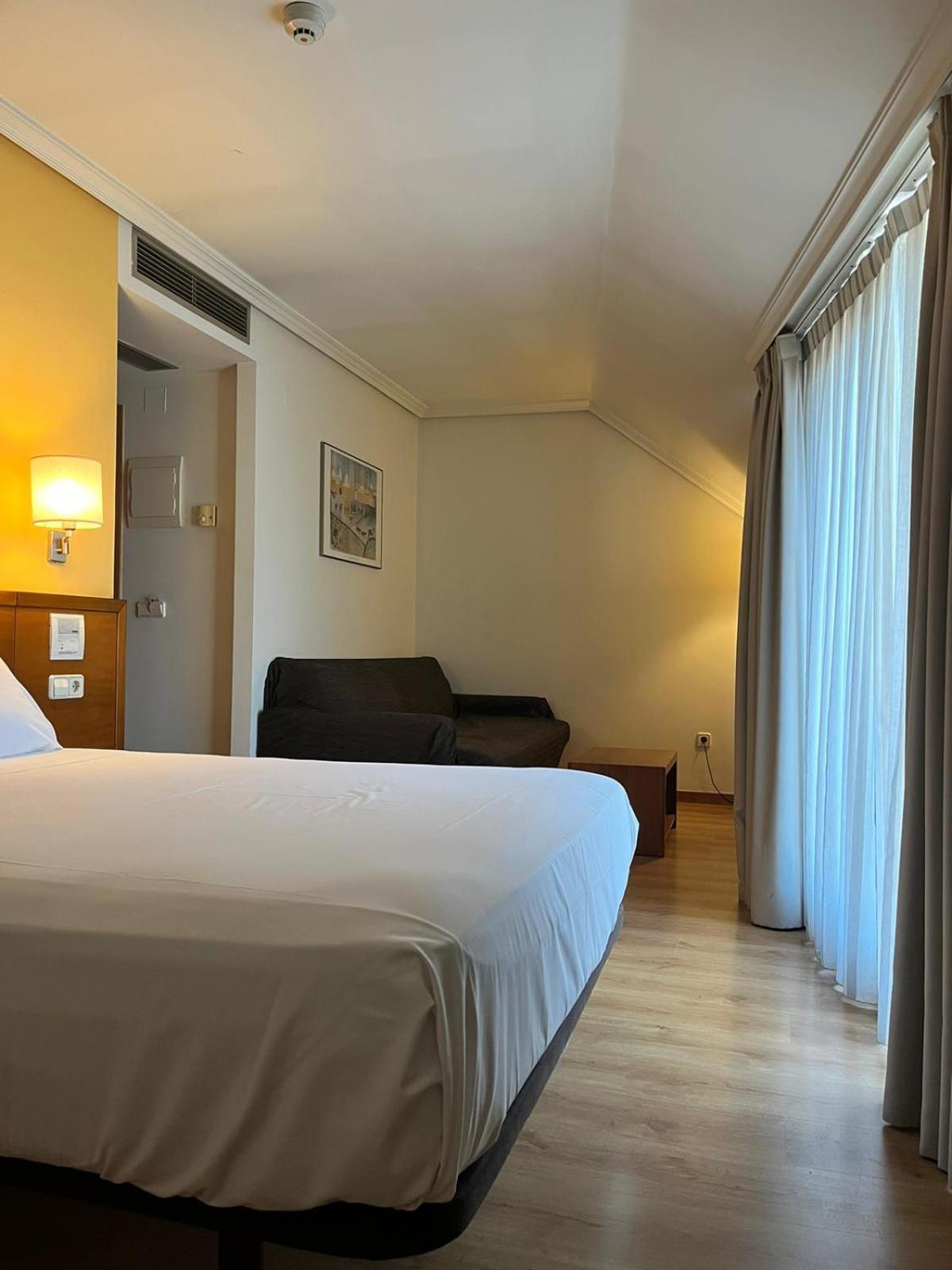 Hotel Ogalia Vigo Bagian luar foto