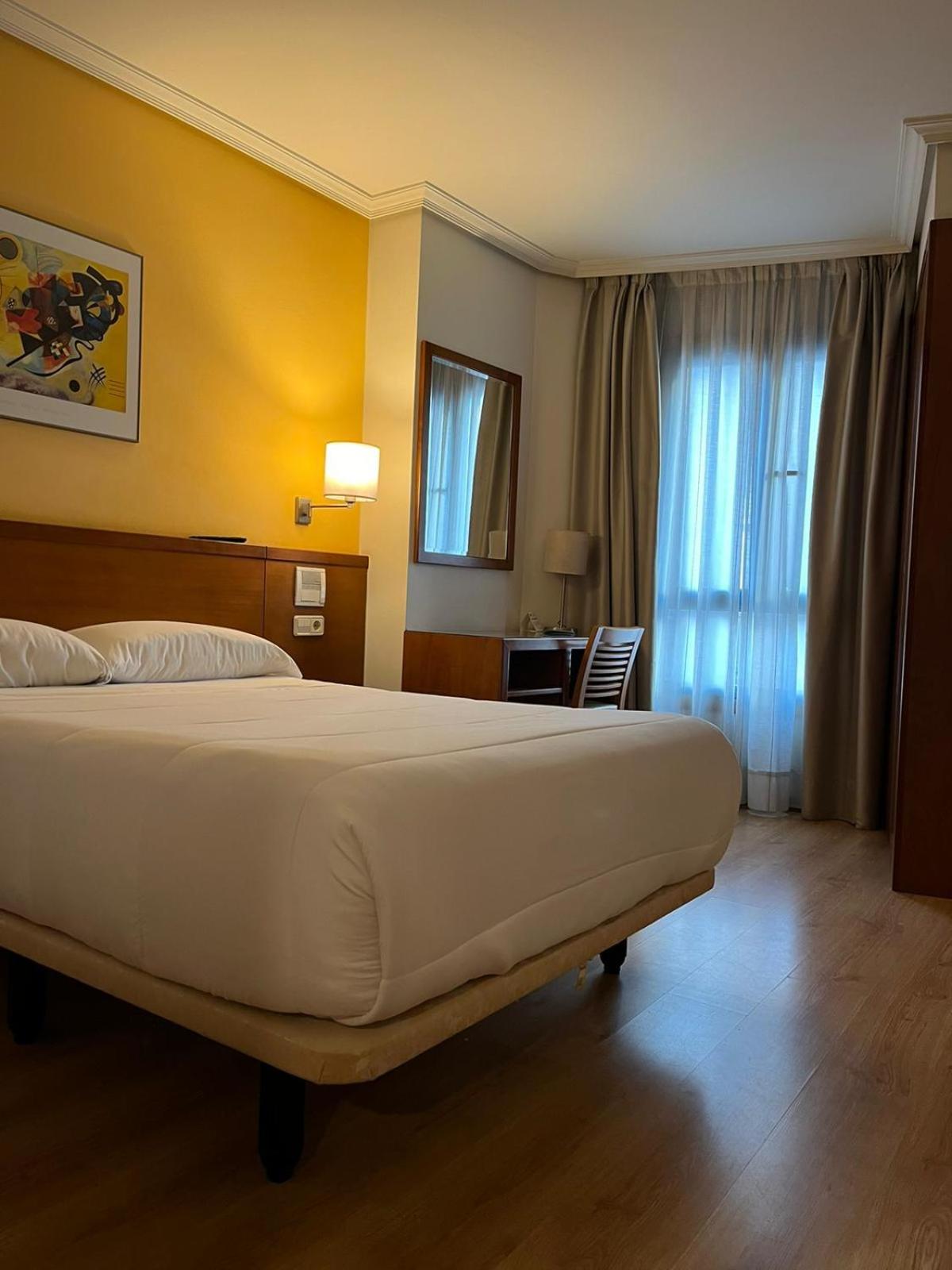 Hotel Ogalia Vigo Bagian luar foto